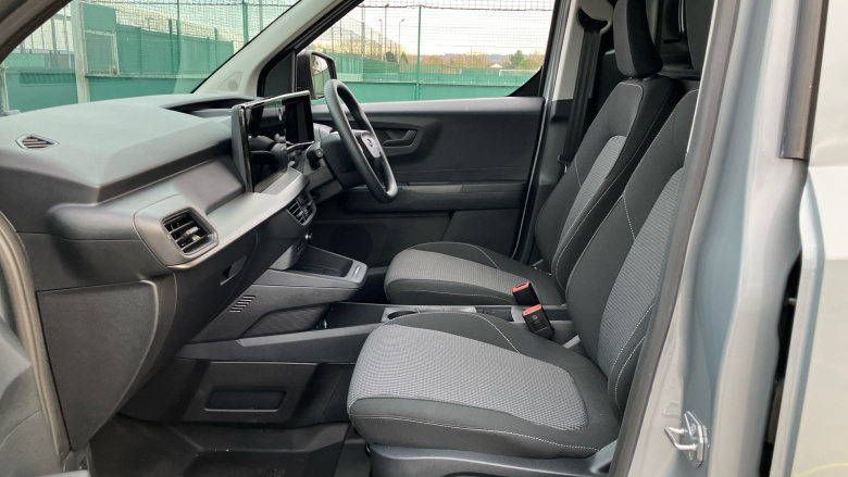 Ford Transit Courier E-Transit Courier 100kW 43kWh Trend Van Auto